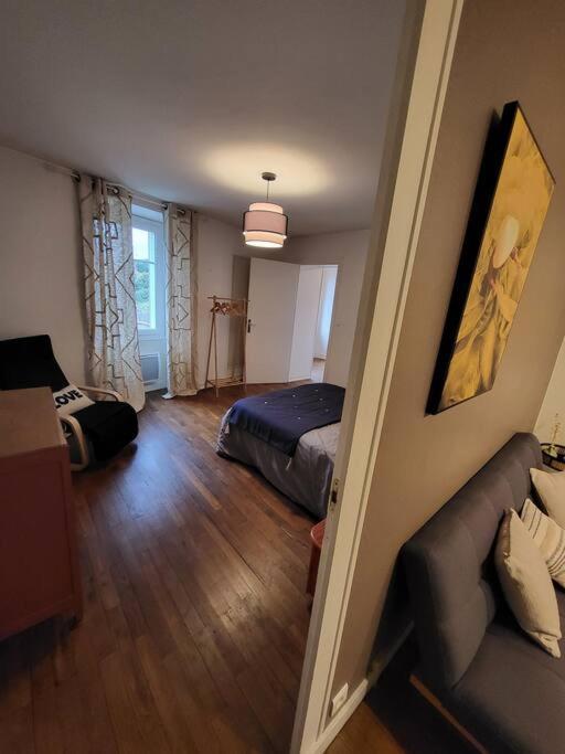 Appartement Le P'Tit Nid à Parthenay Extérieur photo