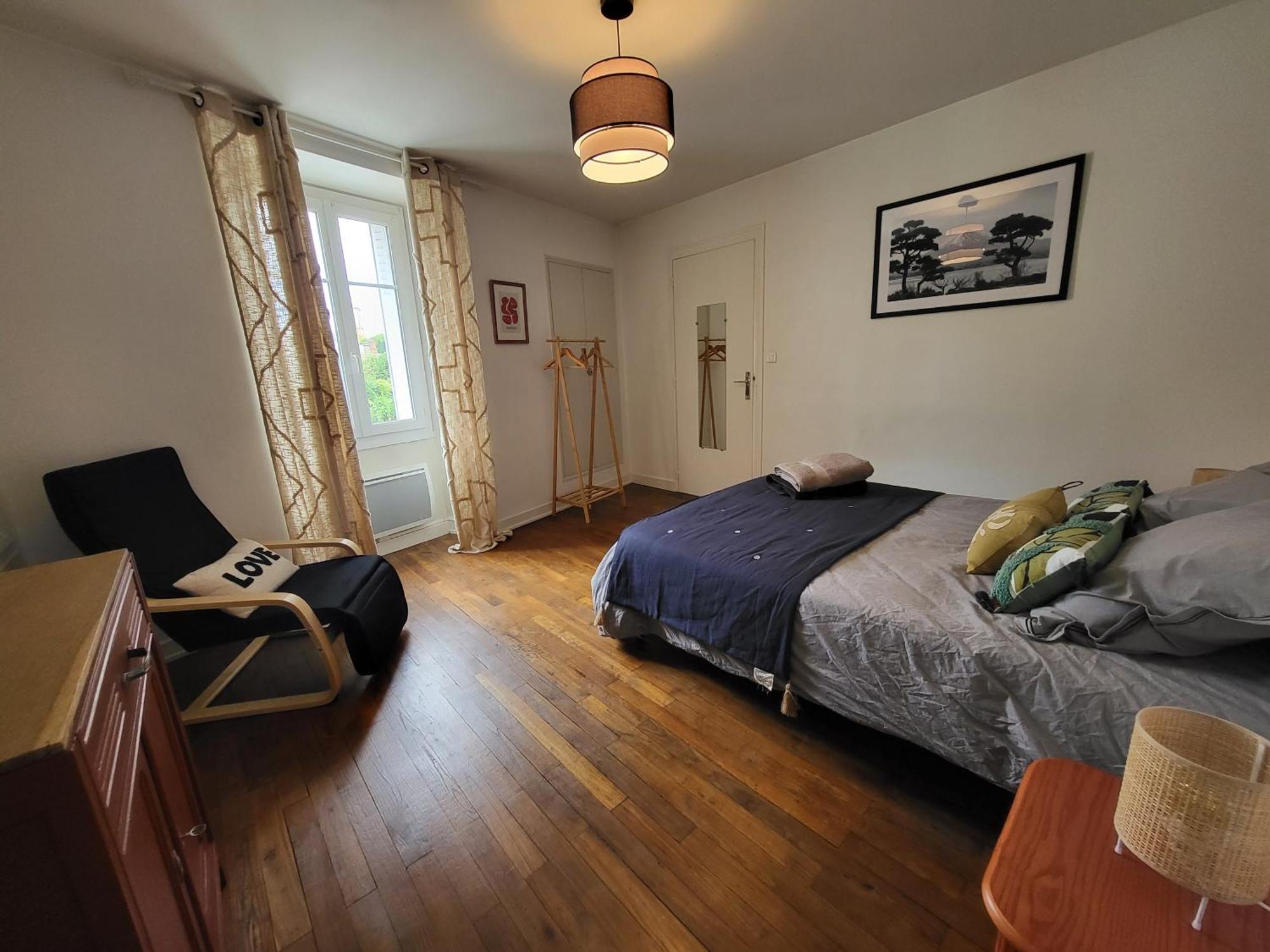 Appartement Le P'Tit Nid à Parthenay Extérieur photo